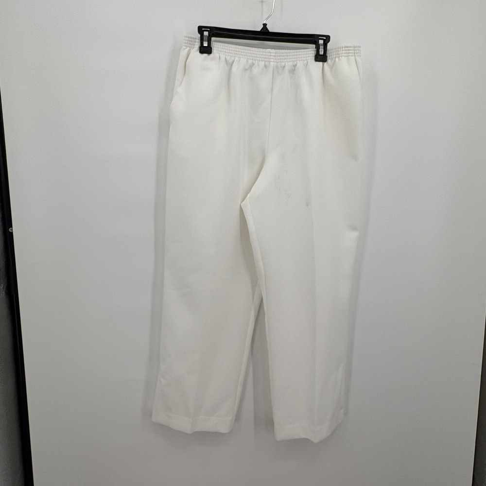 Alfred Dunner Classics White Pull On Pants Petite 16P Proportioned Short NEW NWT